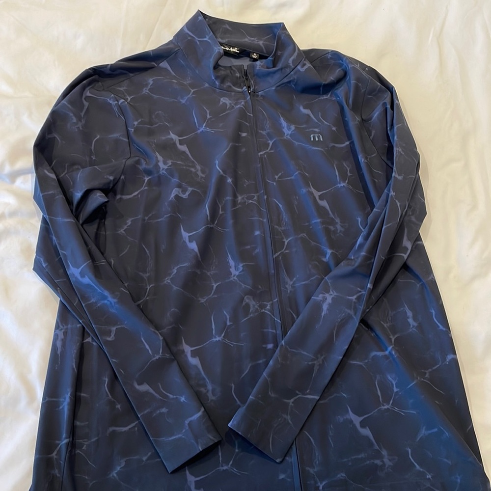 Travis Mathew xl waterproof windbreaker